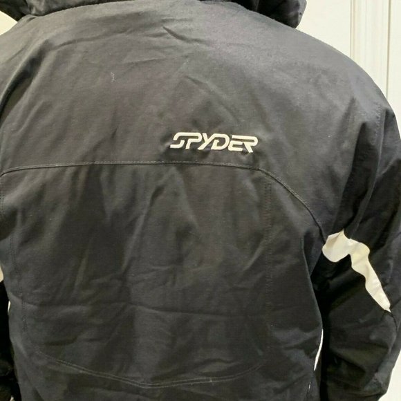 New with tags, authentic
SPYDER Pixie Jacket for Girls - Picture 6 of 12